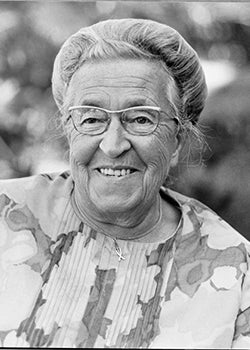 Коррі Тен Бом