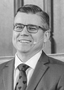 Евгений Бахмутский